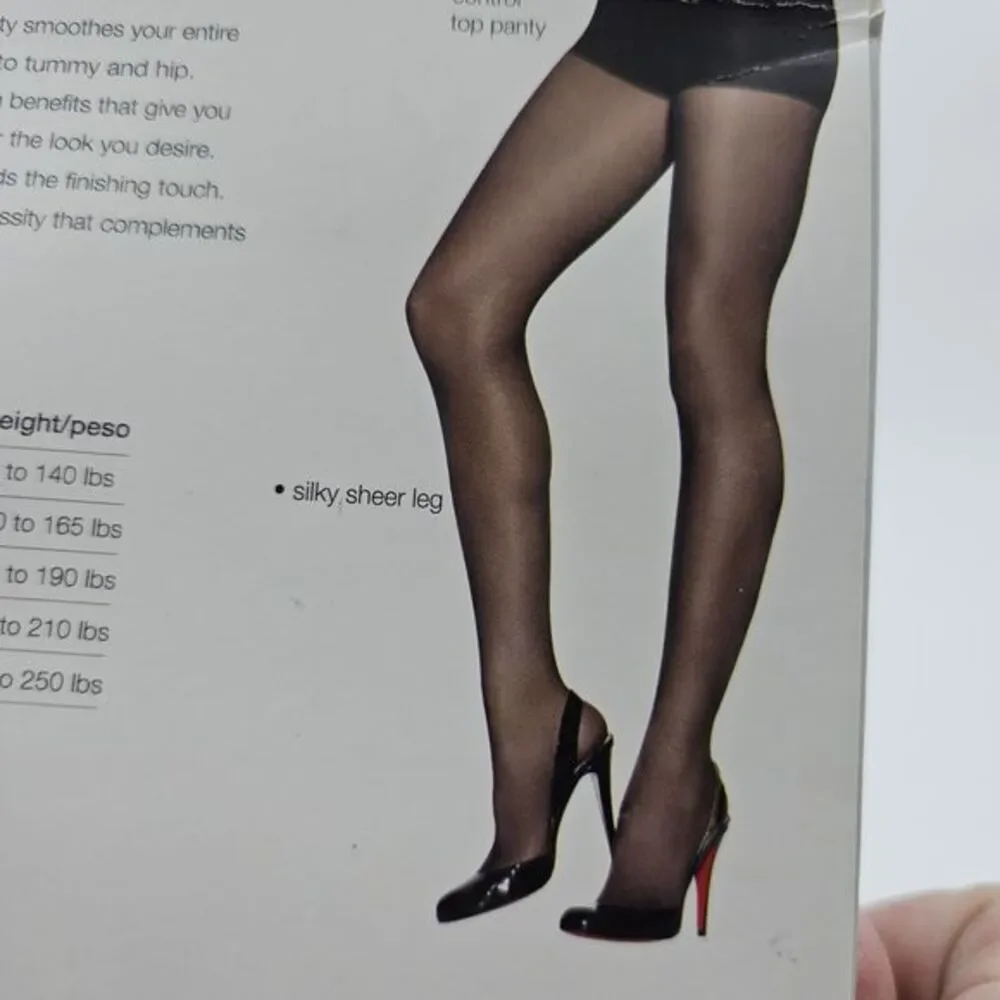 2- Beige Small Pantyhose Hanes‎ Solutions High Waist Silky Sheer Control Top
